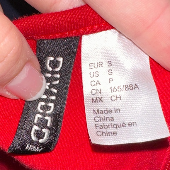 Red flag cropped, halter top. Size small. - Picture 4 of 4